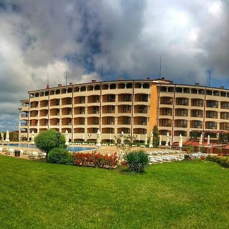 Aparthotel Regina Mare Tsarevo Buitenkant foto