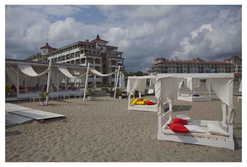Aparthotel Regina Mare Tsarevo Buitenkant foto